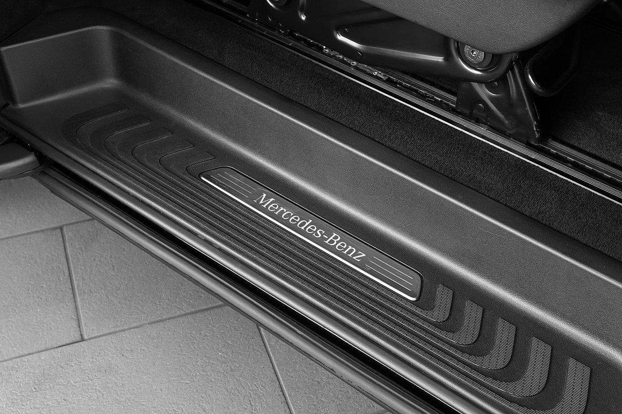 Mercedes Benz V Class, cabin detail 2