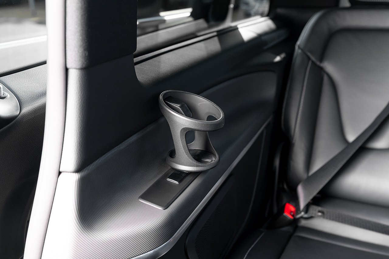 Mercedes Benz V Class, cabin detail 3